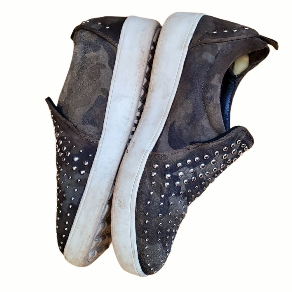 Steve Madden Leather Scout Embellished Camo Shoes - Picture 3 of 9